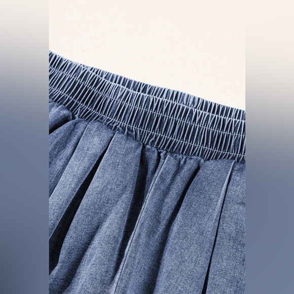 2Pc Denim Set Light Blue Cuffed Sleeve Tee Elastic Shorts Outfit NWT - Picture 3 of 4